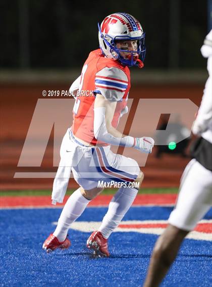 Thumbnail 3 in Westlake vs Cibolo Steele (UIL 6A Area Playoff) photogallery.