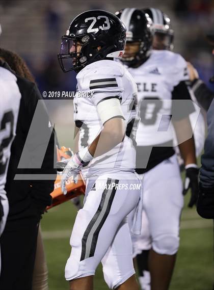 Thumbnail 1 in Westlake vs Cibolo Steele (UIL 6A Area Playoff) photogallery.