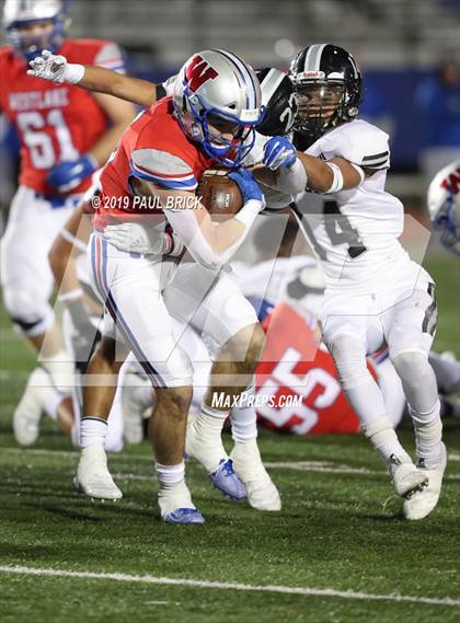 Thumbnail 3 in Westlake vs Cibolo Steele (UIL 6A Area Playoff) photogallery.