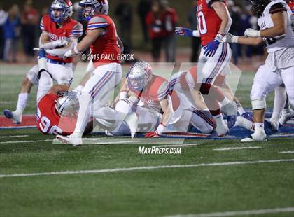 Thumbnail 2 in Westlake vs Cibolo Steele (UIL 6A Area Playoff) photogallery.