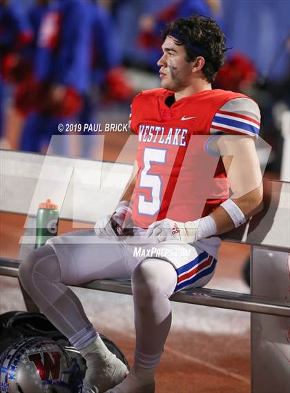Thumbnail 1 in Westlake vs Cibolo Steele (UIL 6A Area Playoff) photogallery.