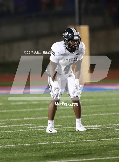 Thumbnail 3 in Westlake vs Cibolo Steele (UIL 6A Area Playoff) photogallery.