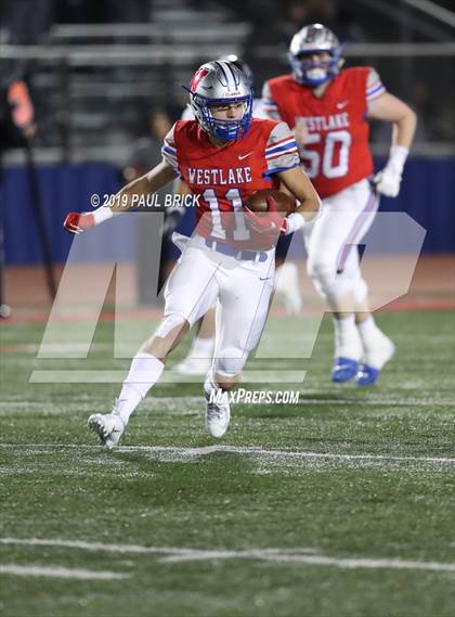 Thumbnail 2 in Westlake vs Cibolo Steele (UIL 6A Area Playoff) photogallery.