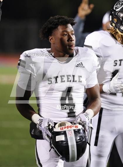 Thumbnail 3 in Westlake vs Cibolo Steele (UIL 6A Area Playoff) photogallery.
