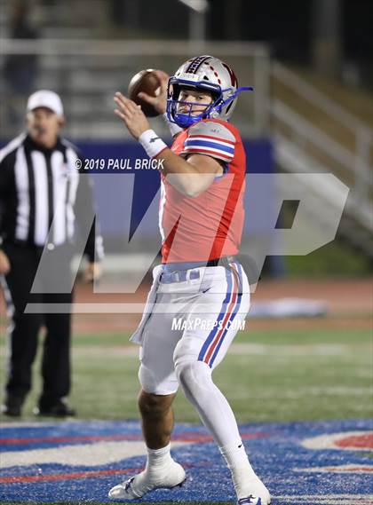Thumbnail 3 in Westlake vs Cibolo Steele (UIL 6A Area Playoff) photogallery.