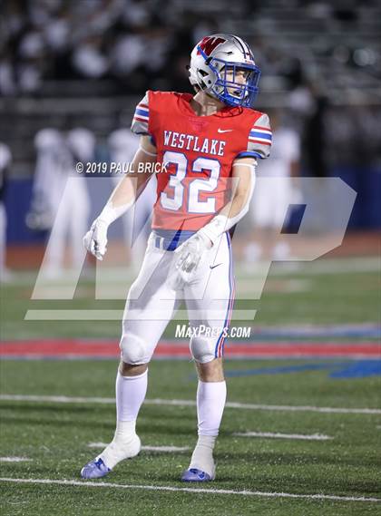 Thumbnail 2 in Westlake vs Cibolo Steele (UIL 6A Area Playoff) photogallery.