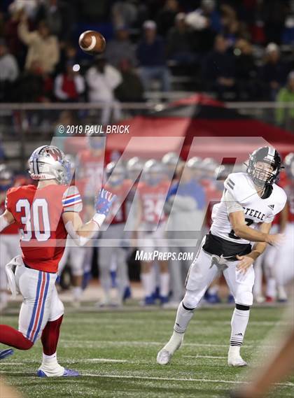 Thumbnail 3 in Westlake vs Cibolo Steele (UIL 6A Area Playoff) photogallery.