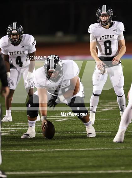 Thumbnail 3 in Westlake vs Cibolo Steele (UIL 6A Area Playoff) photogallery.