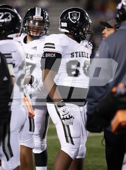 Thumbnail 2 in Westlake vs Cibolo Steele (UIL 6A Area Playoff) photogallery.