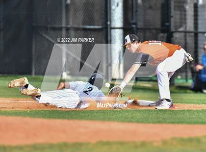Thumbnail 2 in Hutto @ Vandegrift photogallery.