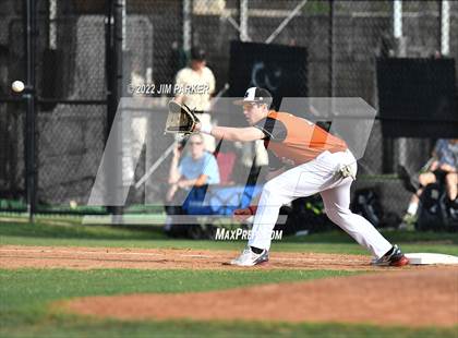 Thumbnail 1 in Hutto @ Vandegrift photogallery.