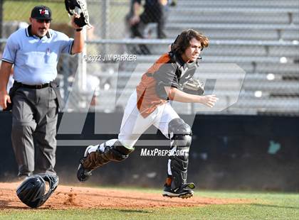 Thumbnail 1 in Hutto @ Vandegrift photogallery.