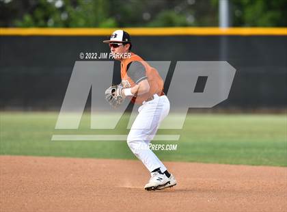 Thumbnail 3 in Hutto @ Vandegrift photogallery.