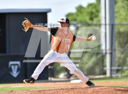 Thumbnail 2 in Hutto @ Vandegrift photogallery.