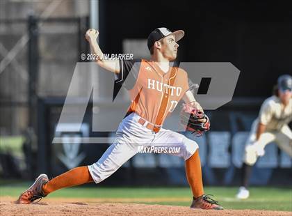 Thumbnail 3 in Hutto @ Vandegrift photogallery.