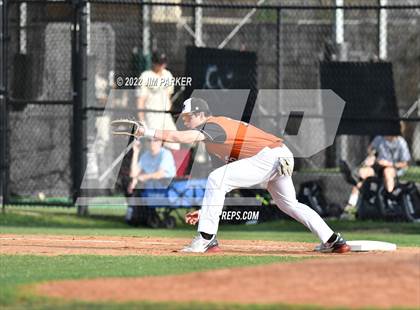Thumbnail 2 in Hutto @ Vandegrift photogallery.