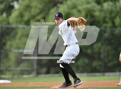 Thumbnail 1 in Hutto @ Vandegrift photogallery.