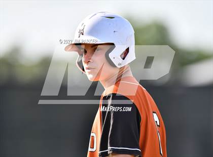 Thumbnail 1 in Hutto @ Vandegrift photogallery.
