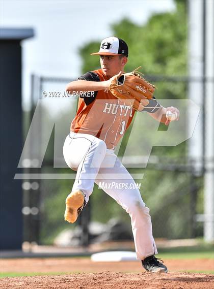 Thumbnail 1 in Hutto @ Vandegrift photogallery.