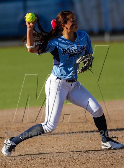 Thumbnail 2 in Valley Christian vs. Archbishop Mitty photogallery.
