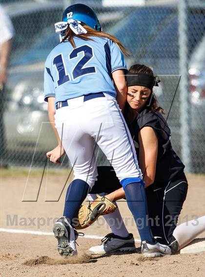 Thumbnail 2 in Valley Christian vs. Archbishop Mitty photogallery.
