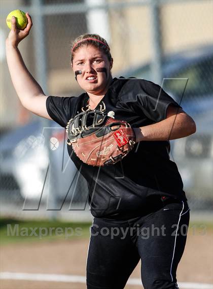 Thumbnail 2 in Valley Christian vs. Archbishop Mitty photogallery.