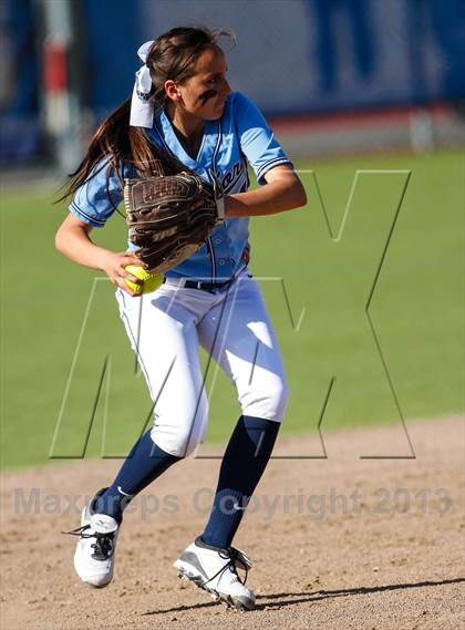 Thumbnail 3 in Valley Christian vs. Archbishop Mitty photogallery.