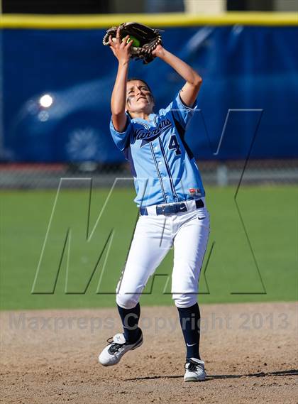 Thumbnail 3 in Valley Christian vs. Archbishop Mitty photogallery.