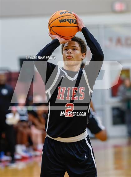 Thumbnail 1 in Newton vs. Holy Innocents Episcopal (Hard in the Paint) photogallery.