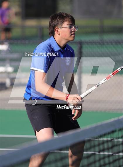 Thumbnail 1 in CHSAA 4A Region 1-Hinkley photogallery.
