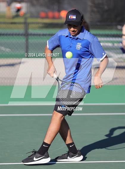 Thumbnail 2 in CHSAA 4A Region 1-Hinkley photogallery.