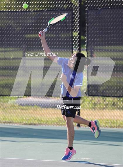 Thumbnail 3 in CHSAA 4A Region 1-Hinkley photogallery.