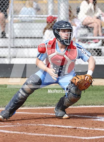 Thumbnail 2 in Lake Park vs. Cleveland (Coach Bob National Invitational) photogallery.