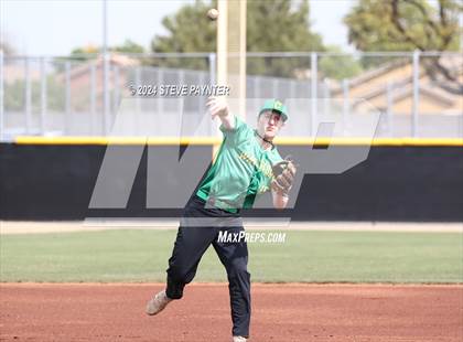 Thumbnail 2 in Lake Park vs. Cleveland (Coach Bob National Invitational) photogallery.