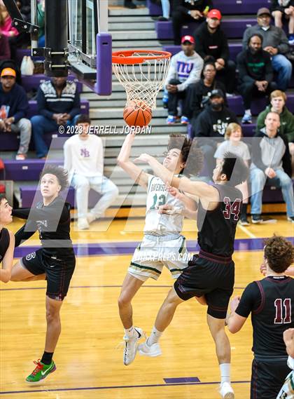 Thumbnail 1 in St. Anne's-Belfield vs Ravenscroft (John Wall Holiday Invitational) photogallery.