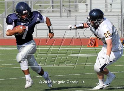 Thumbnail 3 in Turlock vs Freedom photogallery.