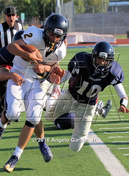 Thumbnail 2 in Turlock vs Freedom photogallery.