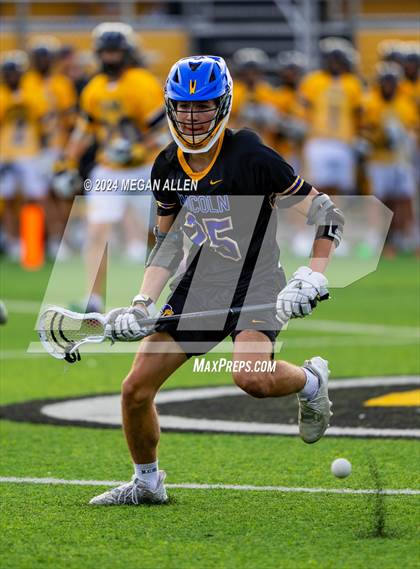Thumbnail 3 in Lincoln @ Centerville (OHSAA Division I Round 2) photogallery.