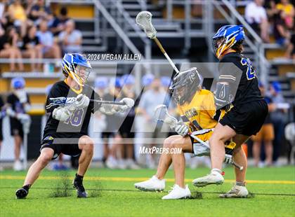 Thumbnail 1 in Lincoln @ Centerville (OHSAA Division I Round 2) photogallery.
