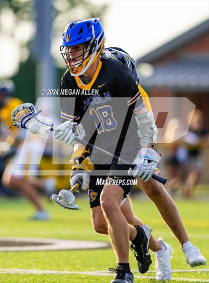 Thumbnail 3 in Lincoln @ Centerville (OHSAA Division I Round 2) photogallery.