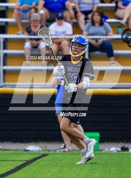 Thumbnail 2 in Lincoln @ Centerville (OHSAA Division I Round 2) photogallery.