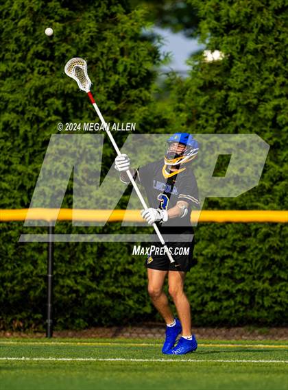 Thumbnail 1 in Lincoln @ Centerville (OHSAA Division I Round 2) photogallery.