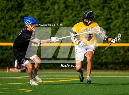 Thumbnail 3 in Lincoln @ Centerville (OHSAA Division I Round 2) photogallery.