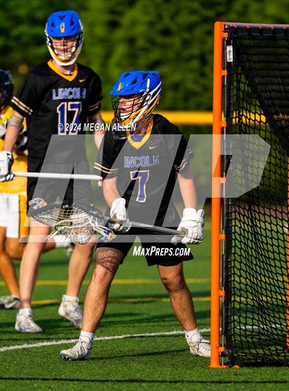 Thumbnail 2 in Lincoln @ Centerville (OHSAA Division I Round 2) photogallery.