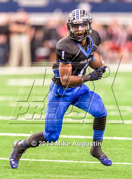 Thumbnail 3 in Plano West vs. Trinity photogallery.
