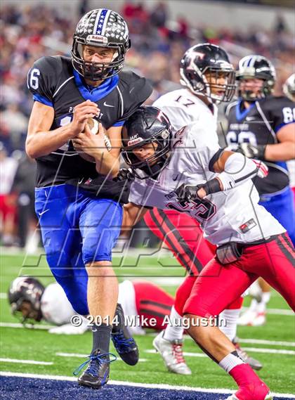 Thumbnail 3 in Plano West vs. Trinity photogallery.