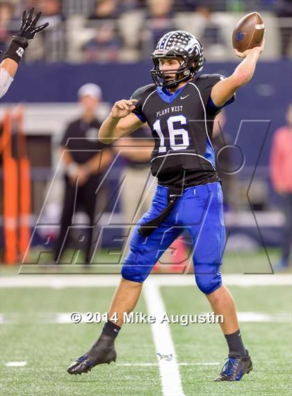 Thumbnail 1 in Plano West vs. Trinity photogallery.