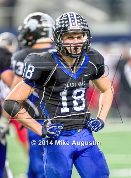 Thumbnail 1 in Plano West vs. Trinity photogallery.