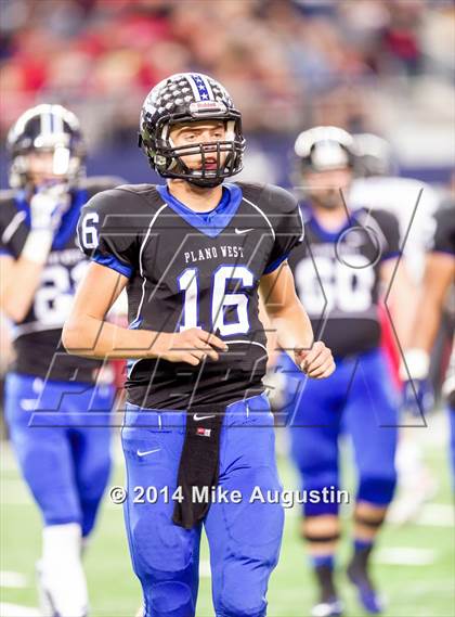 Thumbnail 1 in Plano West vs. Trinity photogallery.