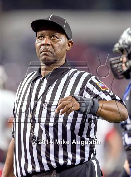 Thumbnail 1 in Plano West vs. Trinity photogallery.